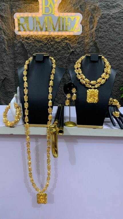 COUPLE GOLD ACCESSORIES SET