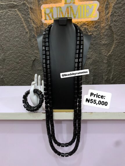 MALE PLAIN BLACK BRAZILIAN CORAL